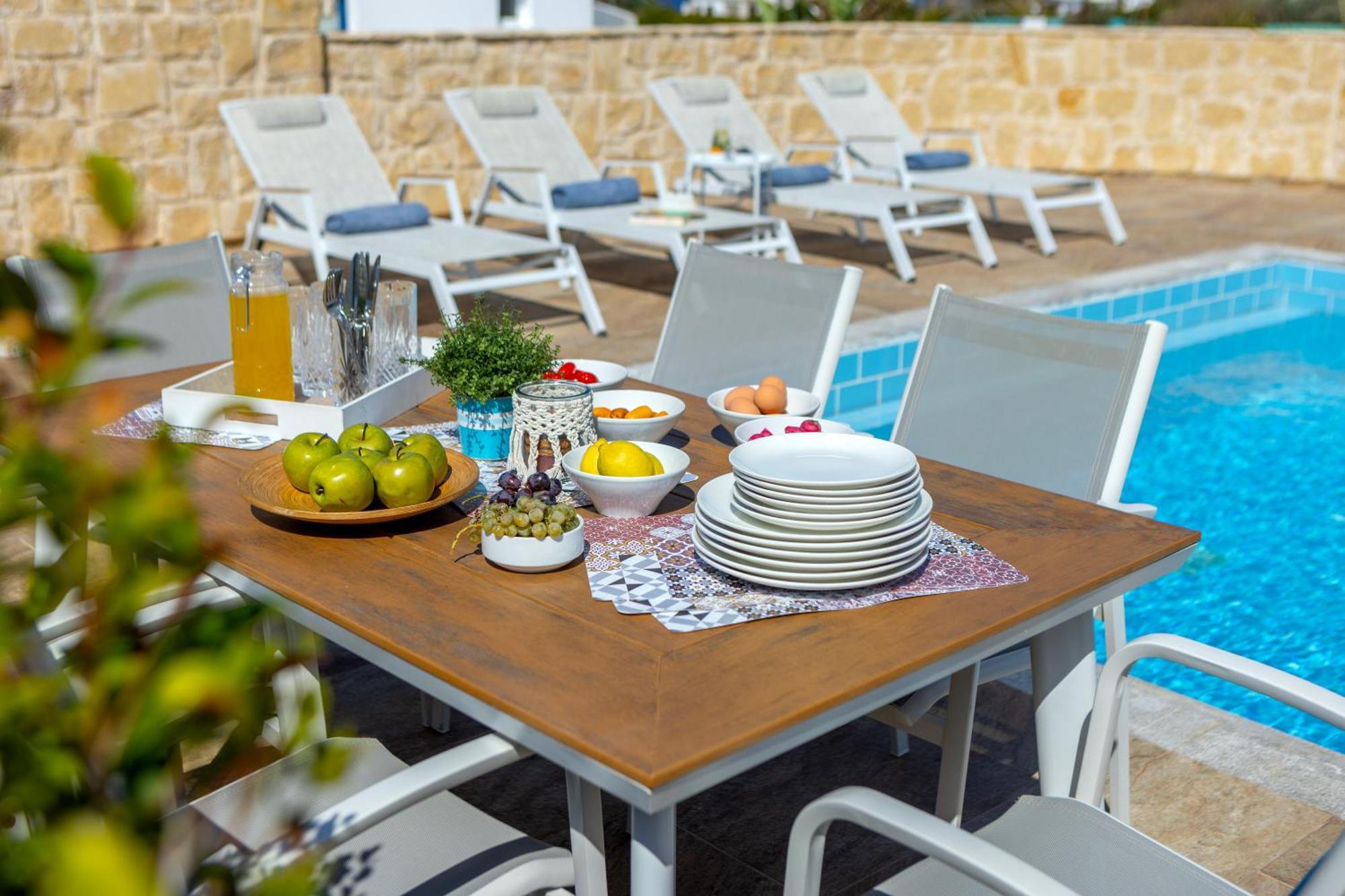 Diana Seaside Villas 포모스 외부 사진