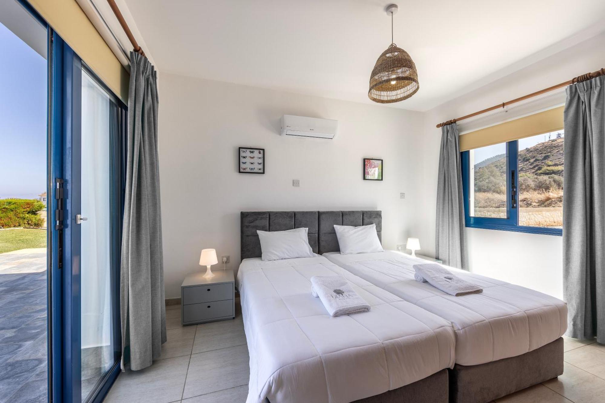Diana Seaside Villas 포모스 외부 사진